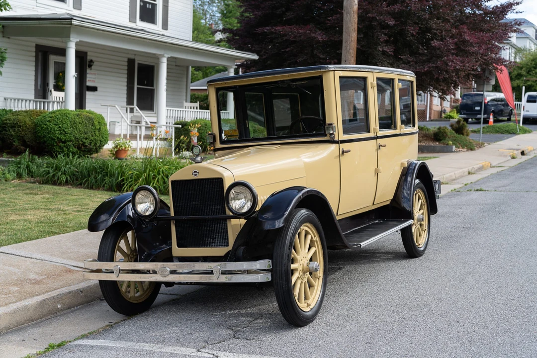 1924 Studebaker - Image 2 of 31
