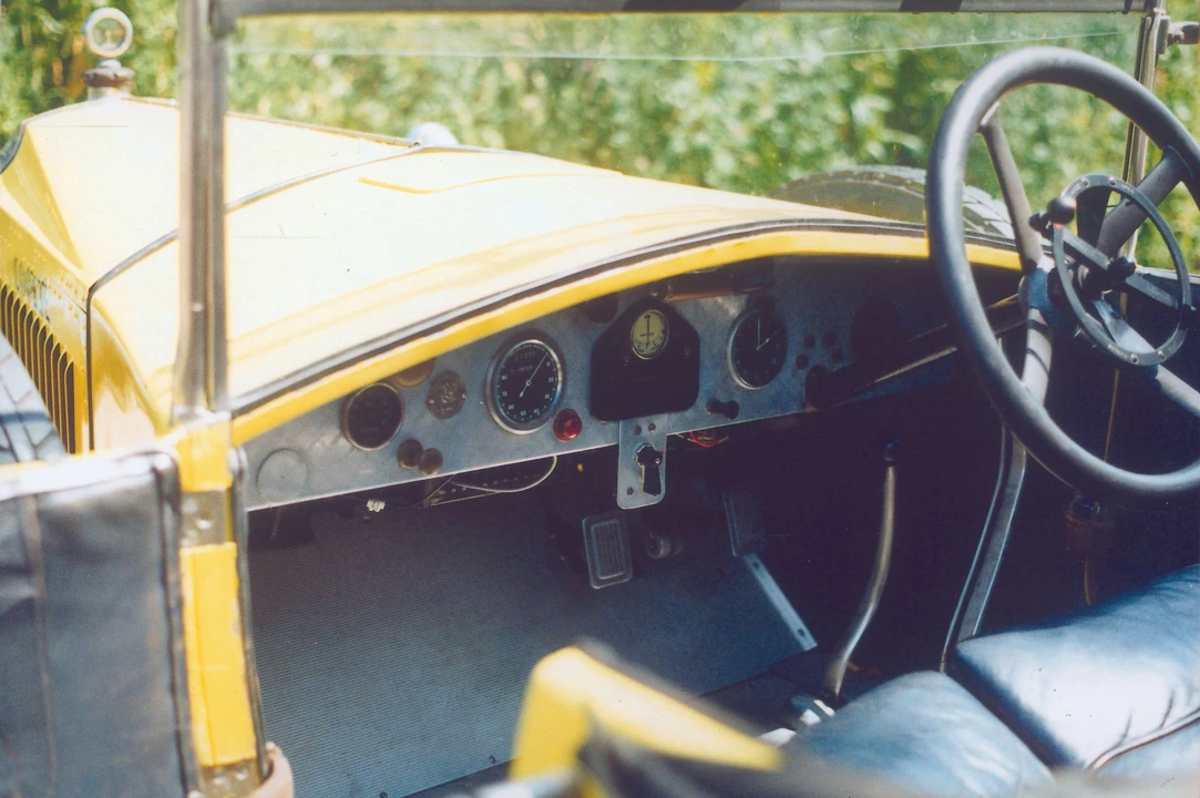 1924 Vauxhall - Image 3 of 3