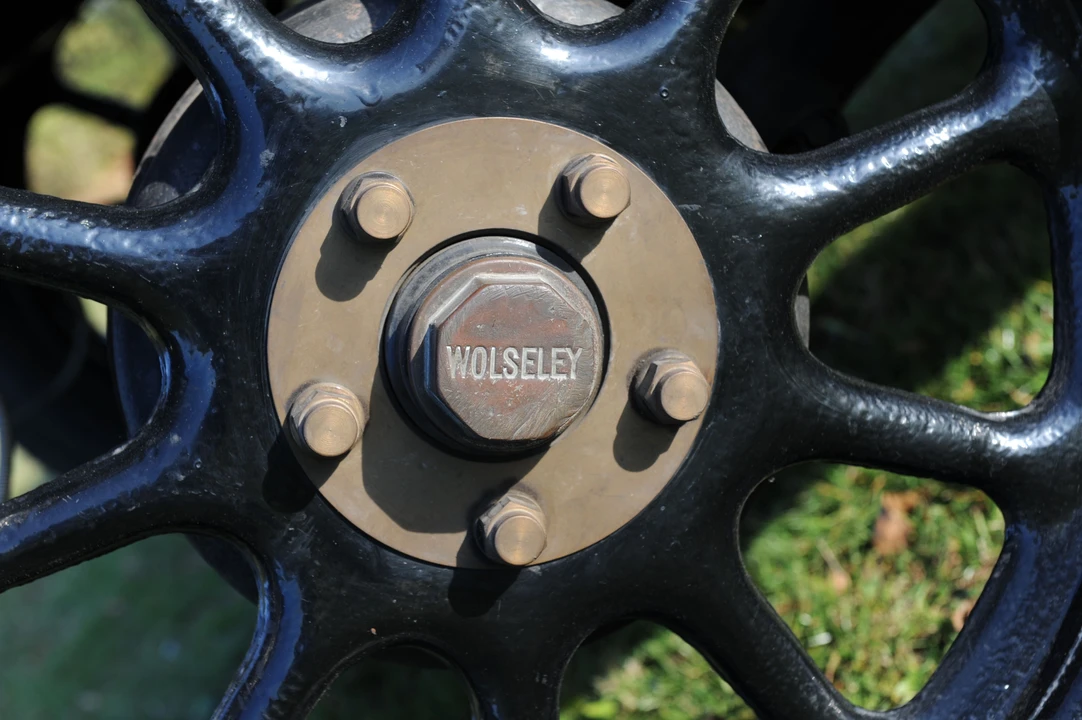 1924 Wolseley - Image 3 of 26