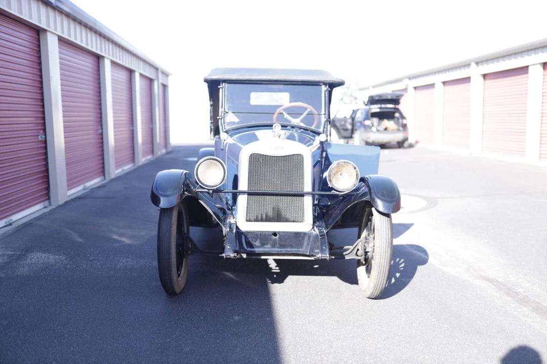 1925 Chevrolet - Image 4 of 31
