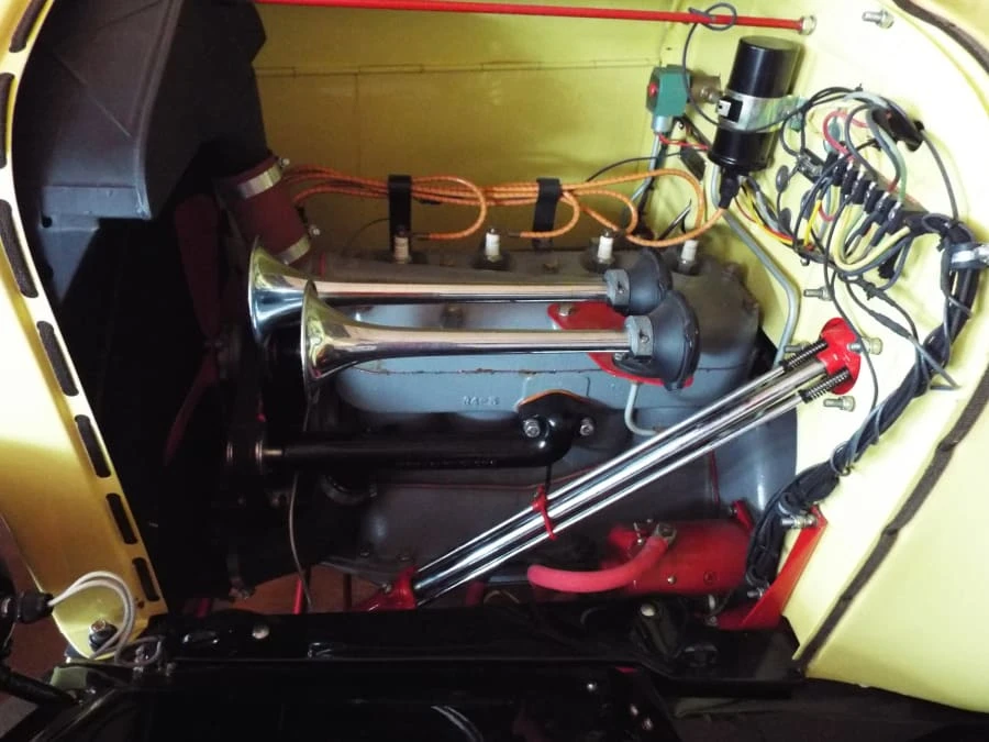 1925 Ford Model T Pickup & Model TT - Image 4 of 8