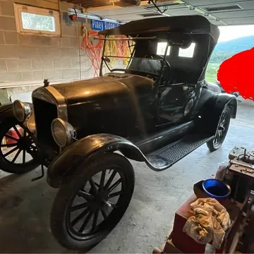 1925 Ford Model T Runabout