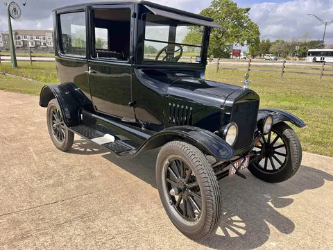 1925 Ford Model T Tudor Sedan