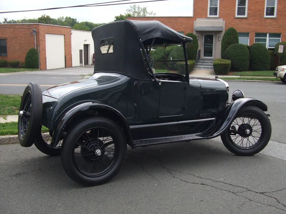 1925 Ford Model T - Image 2 of 2