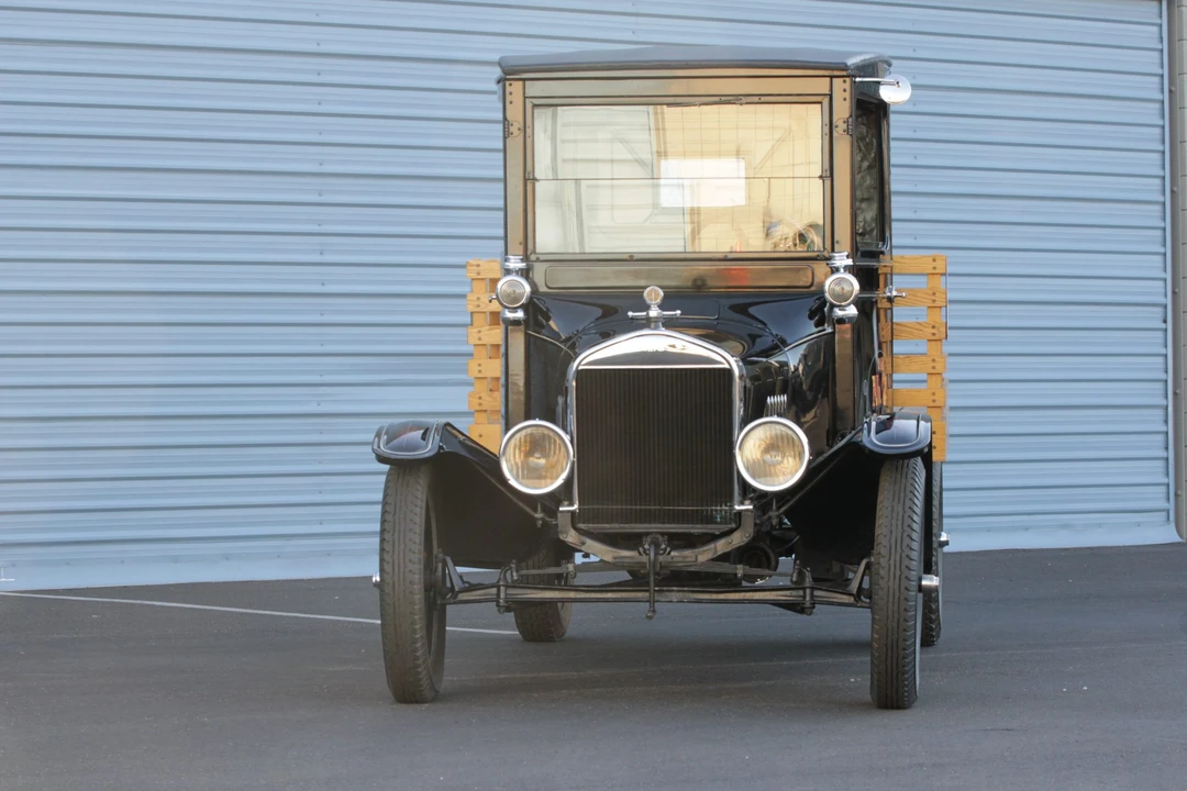 1925 Ford Model T Pickup & Model TT - Image 2 of 31