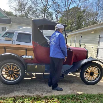 1925 Ford Model T Roadster
