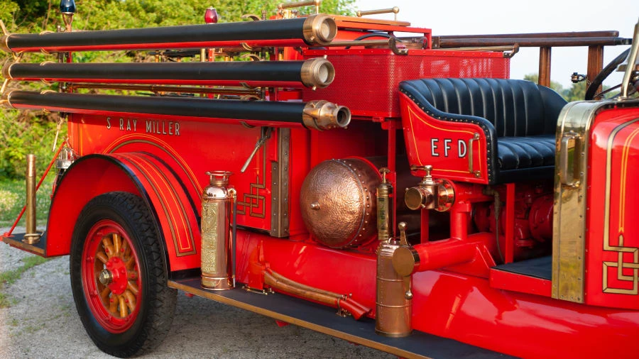 1925 Graham - Image 4 of 20