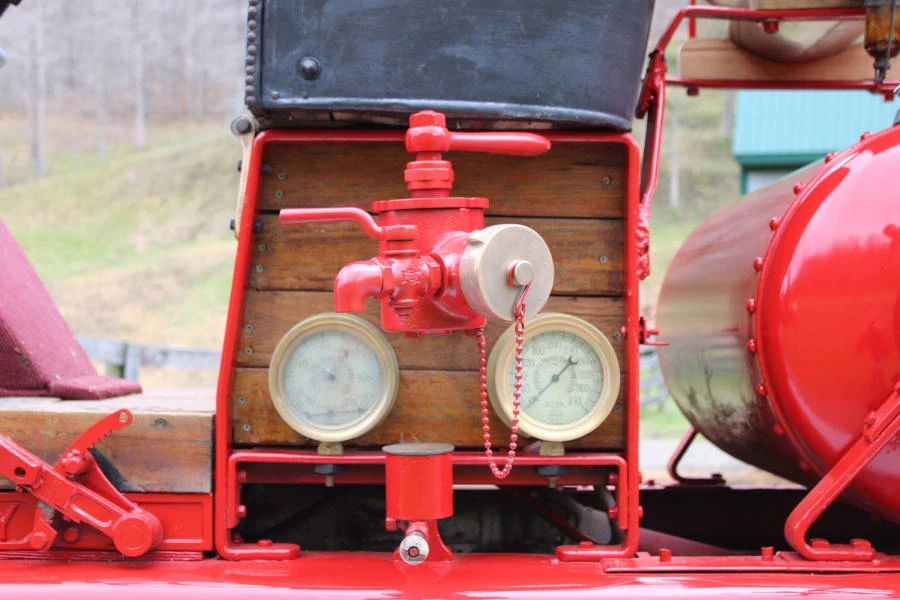 1925 American LaFrance - Image 7 of 12
