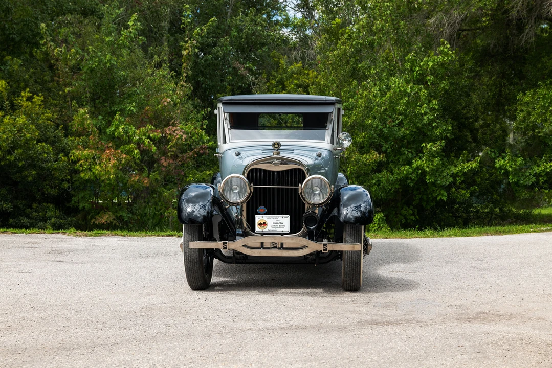 1925 Lincoln Zephyr - Image 7 of 31