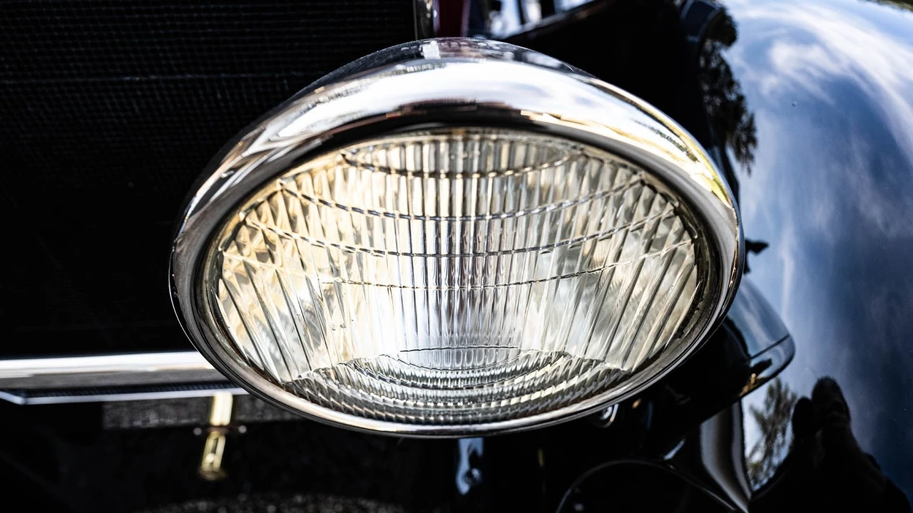 1925 Locomobile - Image 7 of 31