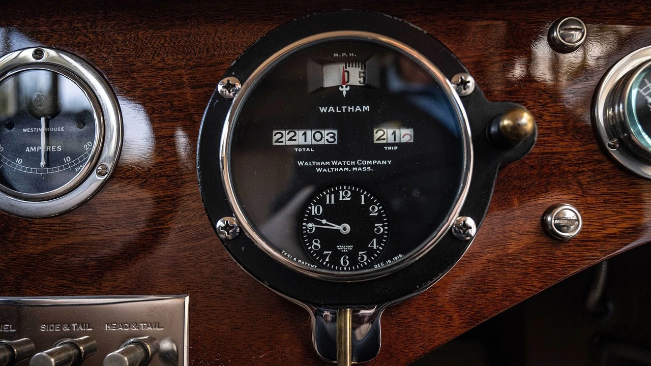 1925 Locomobile - Image 17 of 31