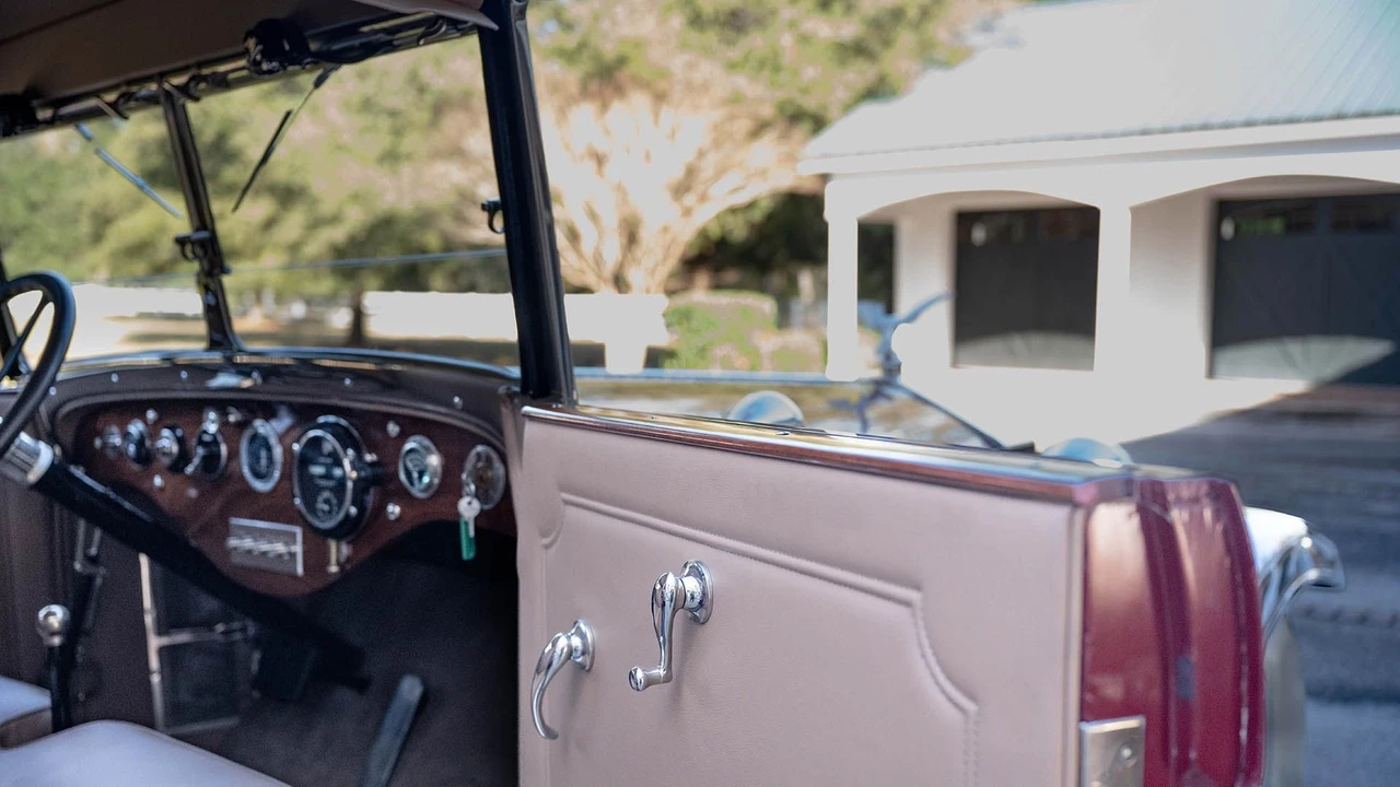 1925 Locomobile - Image 13 of 31