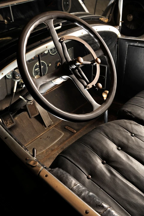1925 Locomobile - Image 2 of 4