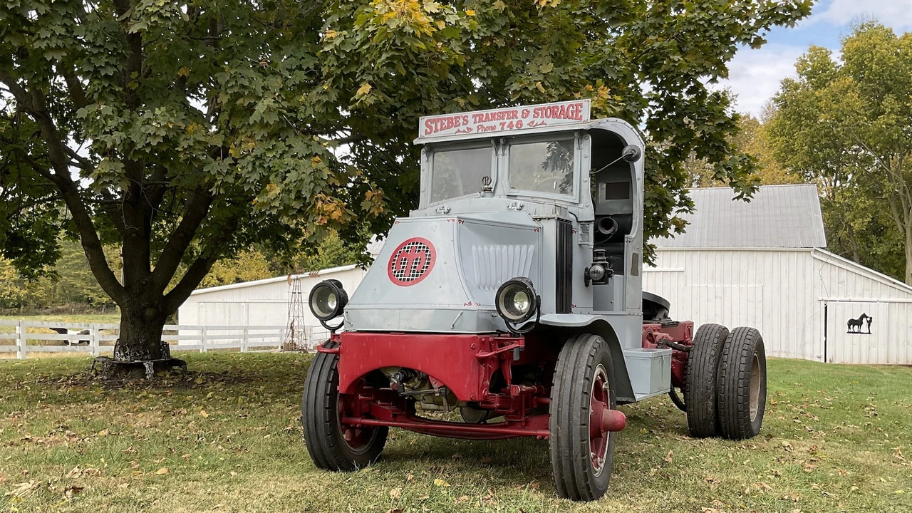 1925 Mack - Image 3 of 18