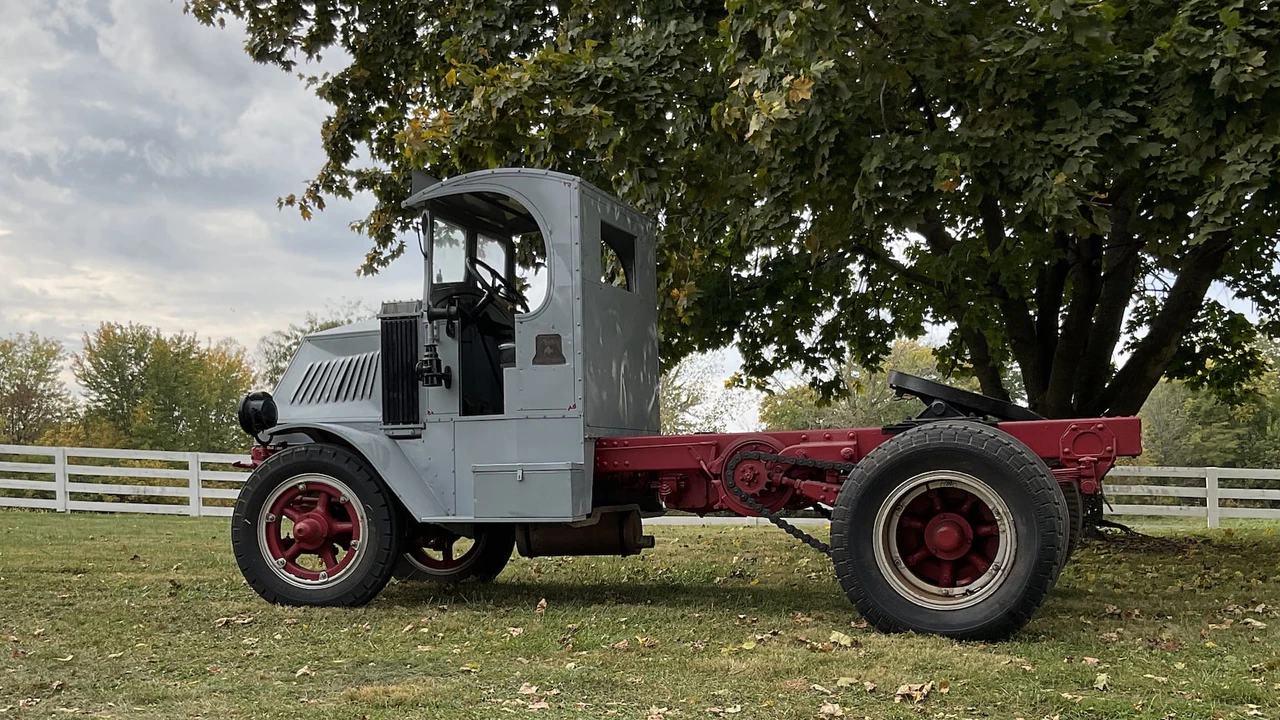 1925 Mack - Image 5 of 18