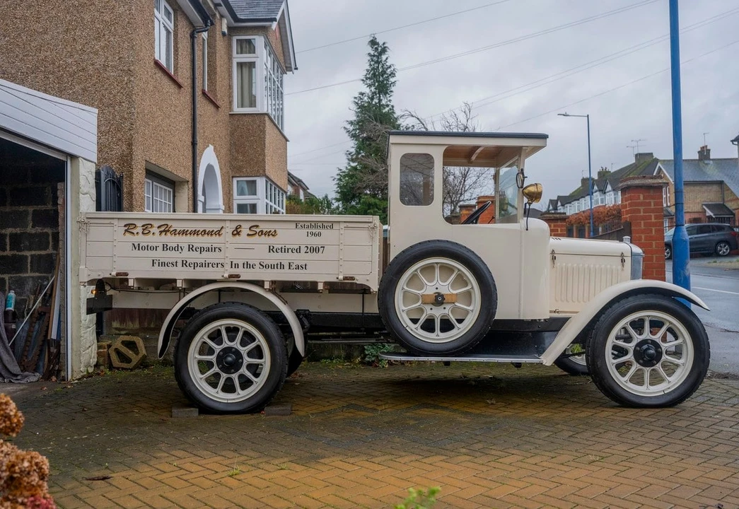 1925 Morris - Image 5 of 30