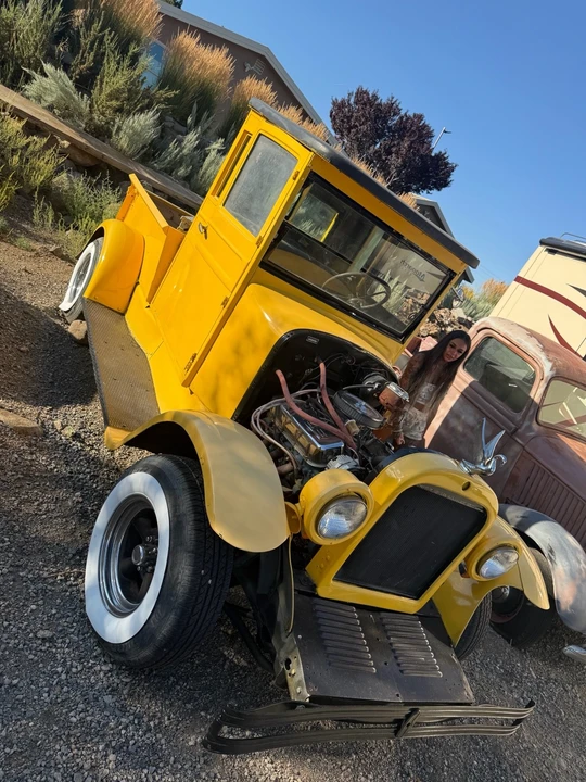 1925 Graham - Image 4 of 16