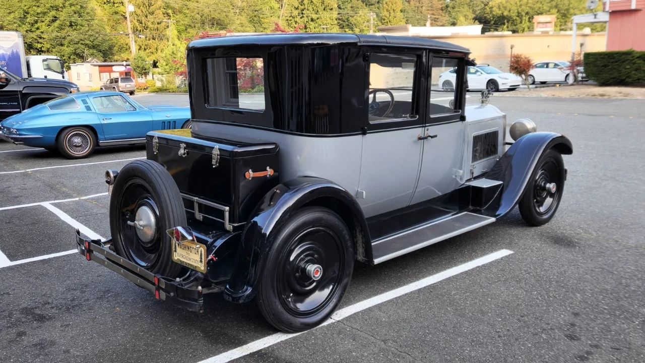 1925 Packard Eight - Image 4 of 21