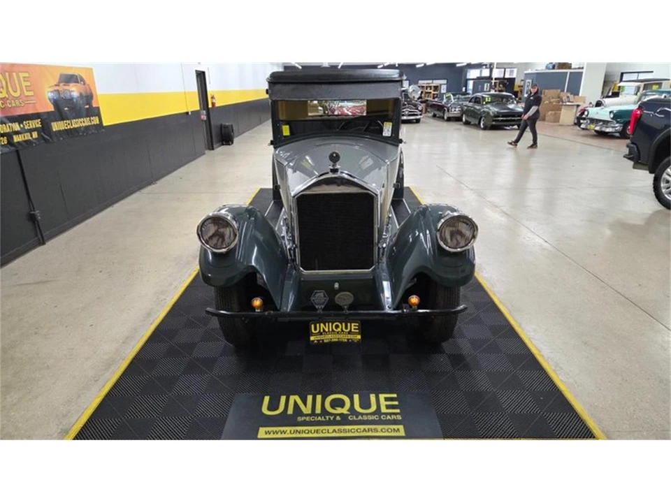 1925 Pierce-Arrow - Image 2 of 31