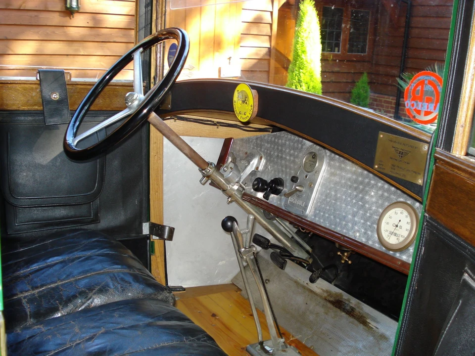 1925 Renault - Image 6 of 9