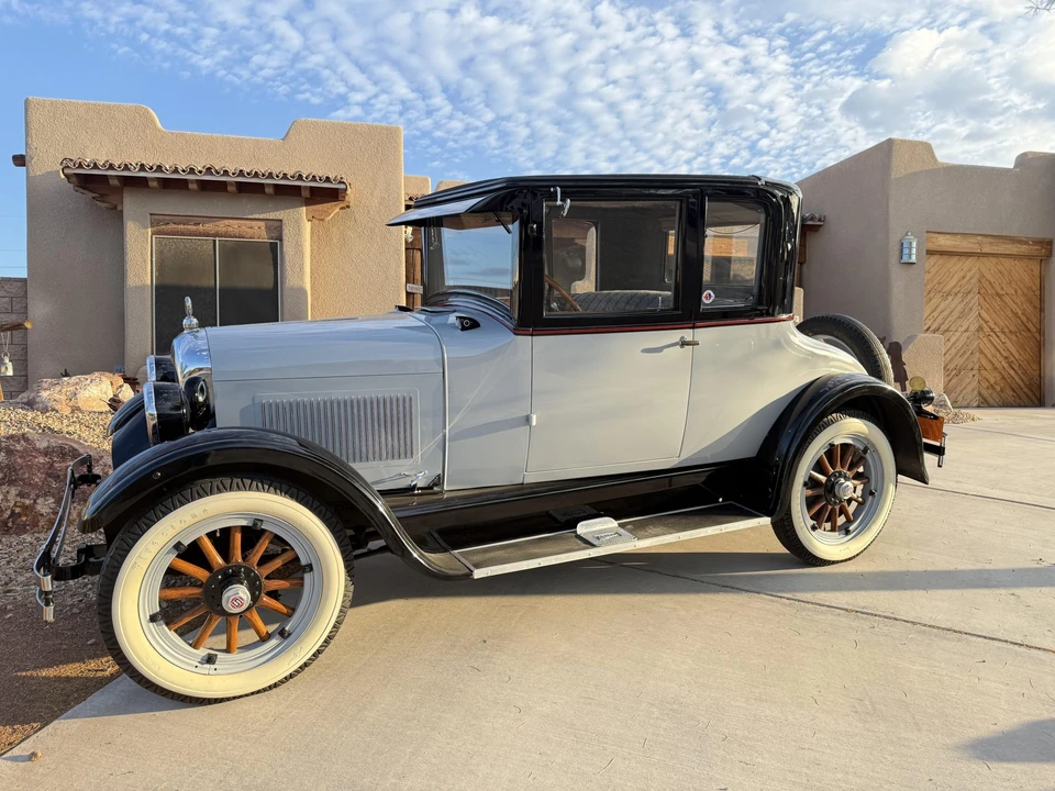 1925 Studebaker - Image 4 of 31