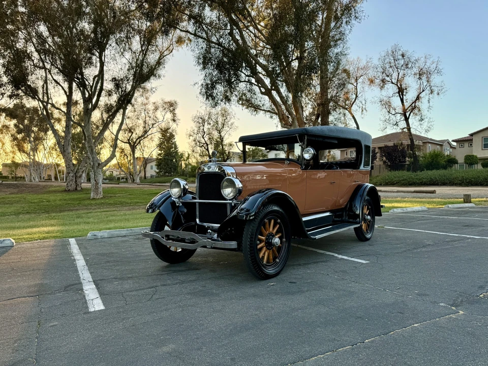 1925 Studebaker - Image 8 of 31