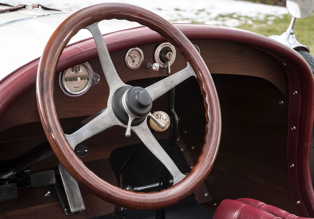1925 Stutz Vertical Eight - Image 8 of 11