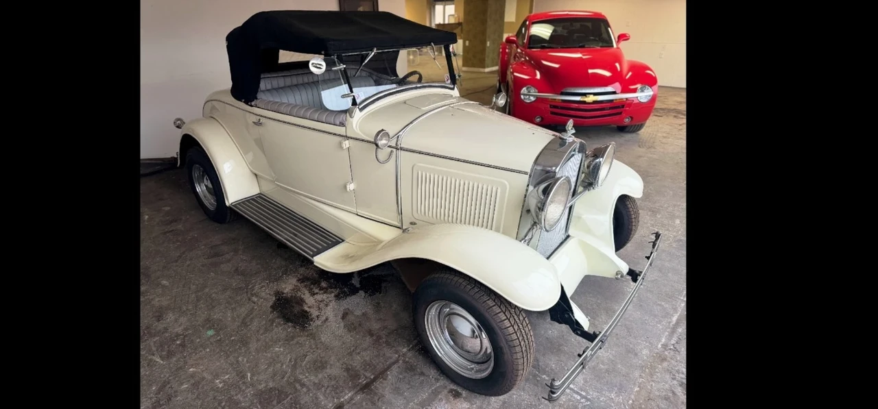 1925 Willys - Image 2 of 17
