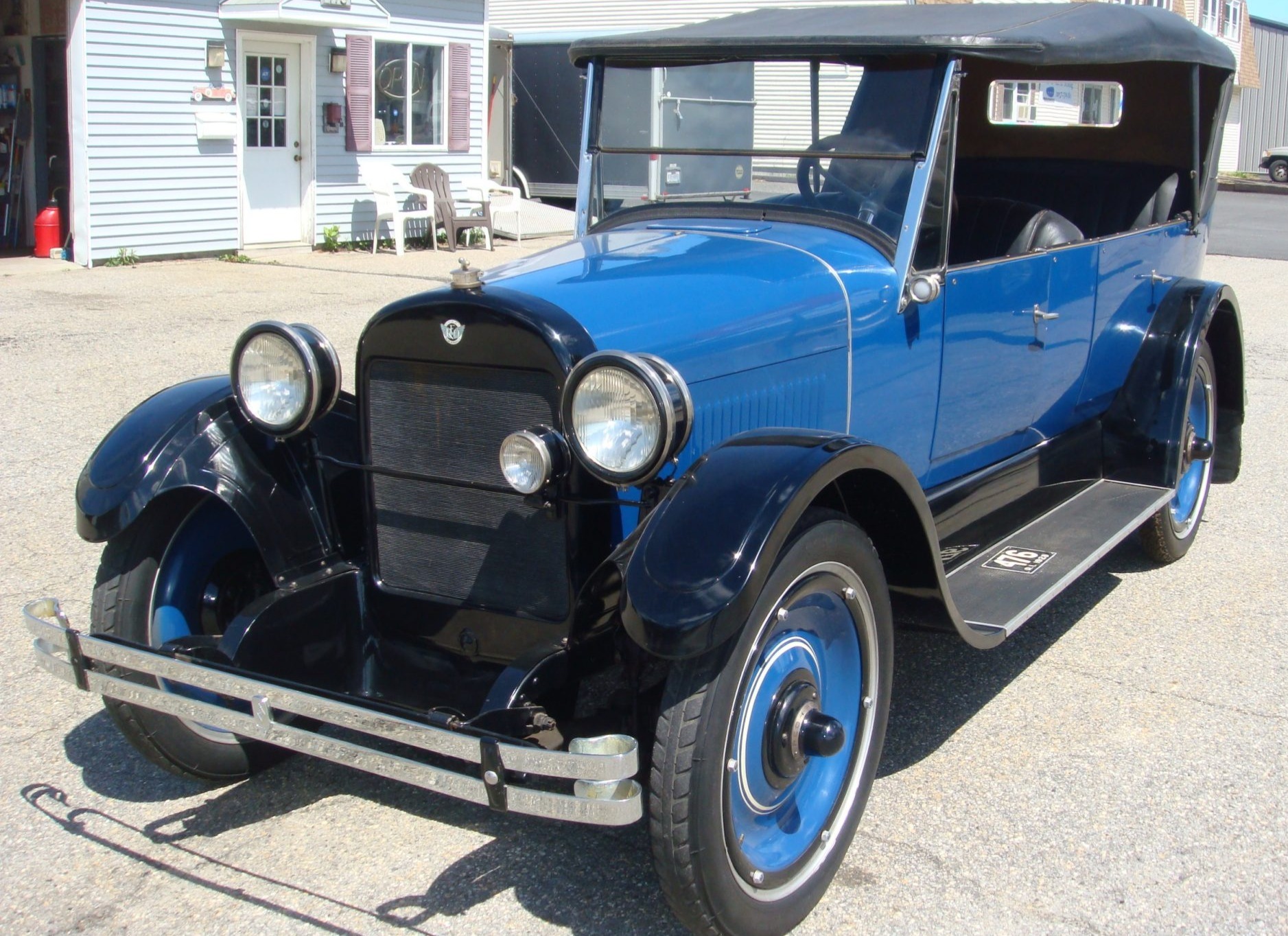 One-Family-Owned 1925 REO T-6 Touring Sedan