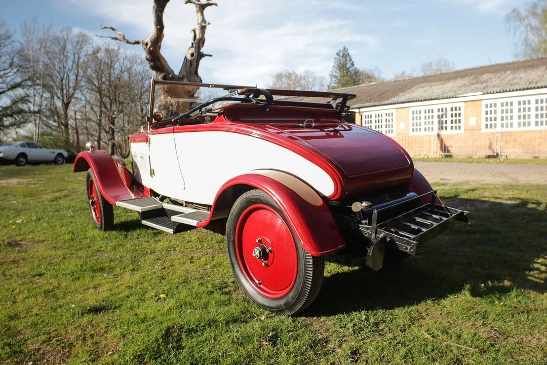 1926 AC - Image 2 of 23