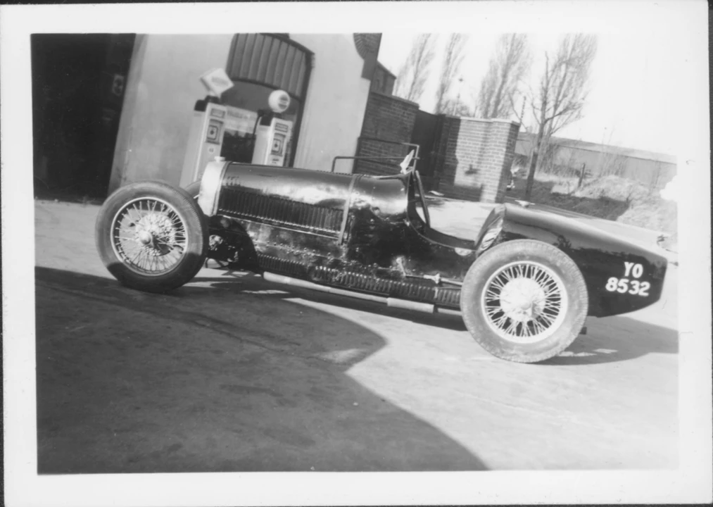 1926 Bugatti - Image 2 of 31