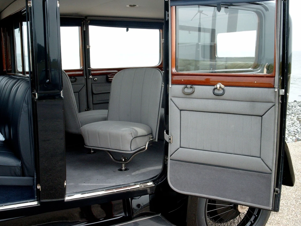 1926 Daimler - Image 2 of 4