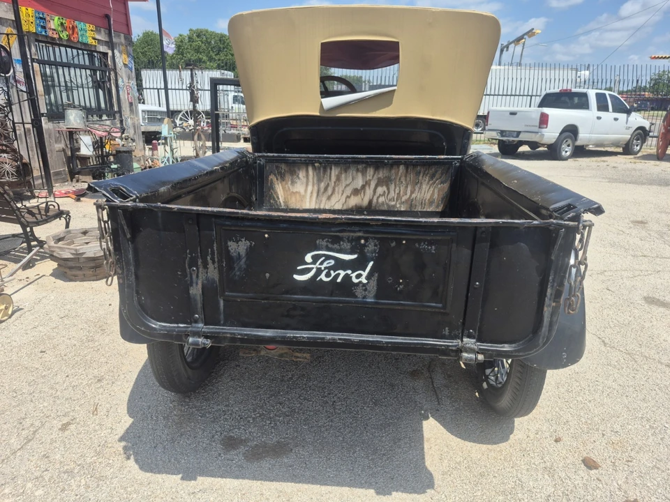 1926 Ford Model T Pickup & Model TT - Image 2 of 15
