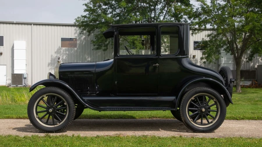 1926 Ford Model T - Image 2 of 12