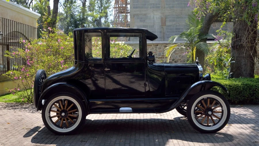 1926 Ford Model T - Image 2 of 12