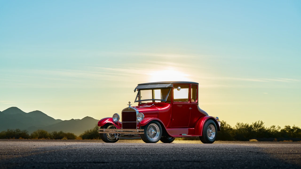 1926 Ford Model T Pickup & Model TT - Image 2 of 31