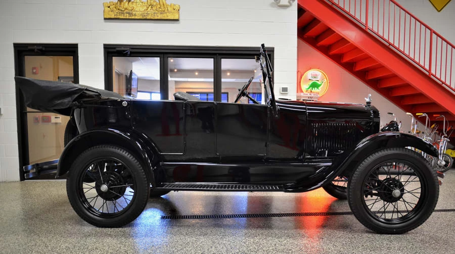 1926 Ford Model T - Image 2 of 9
