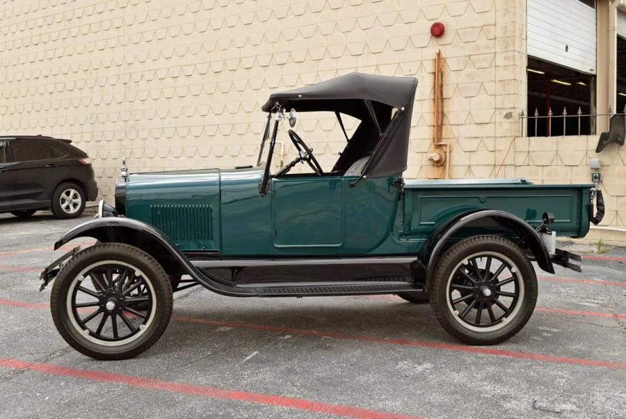 1926 Ford Model T Pickup & Model TT - Image 2 of 12