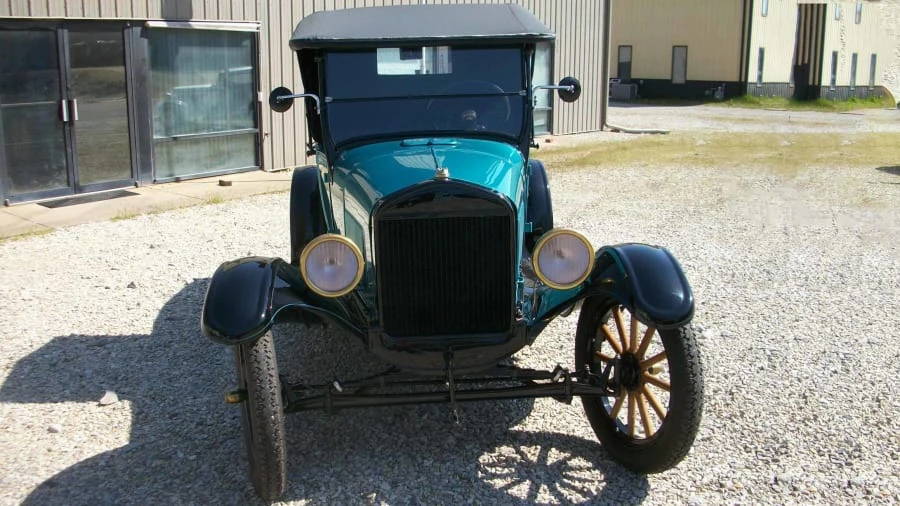 1926 Ford Model T Pickup & Model TT - Image 3 of 10
