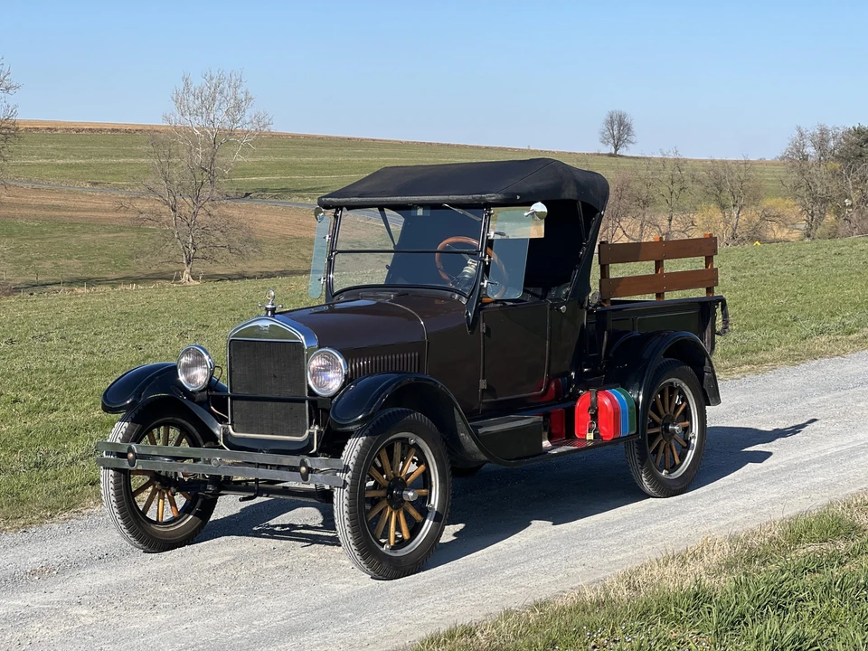 1926 Ford Model T Pickup & Model TT - Image 2 of 31