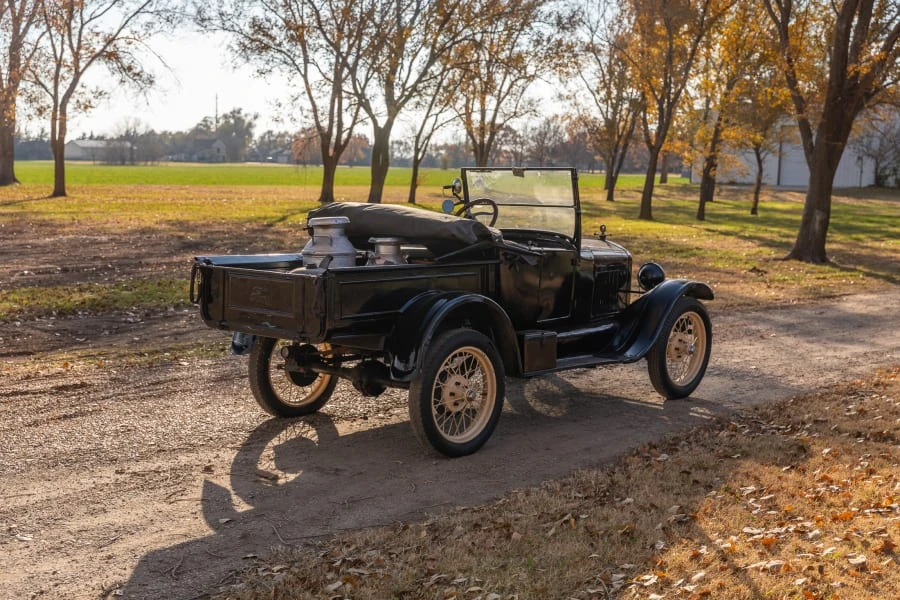 1926 Ford Model T Pickup & Model TT - Image 3 of 14