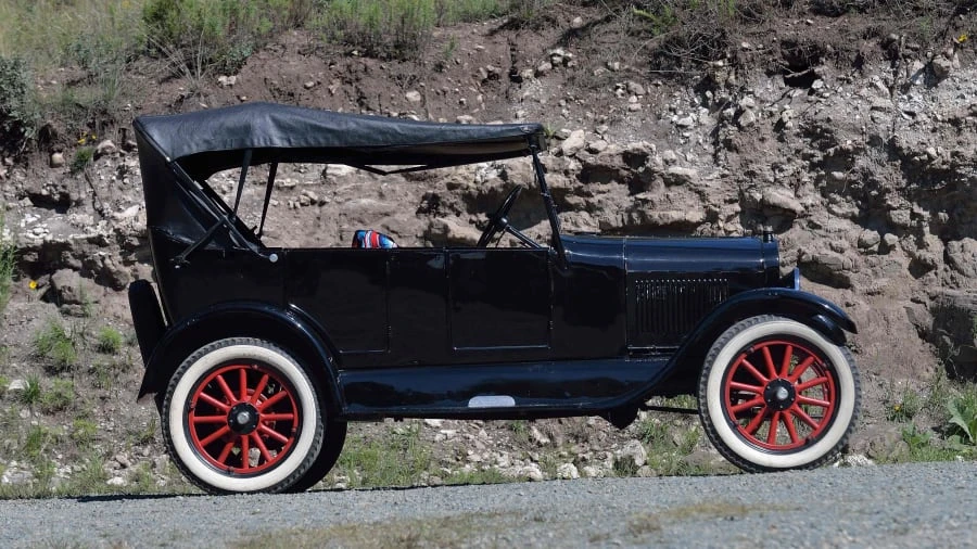 1926 Ford Model T - Image 2 of 12