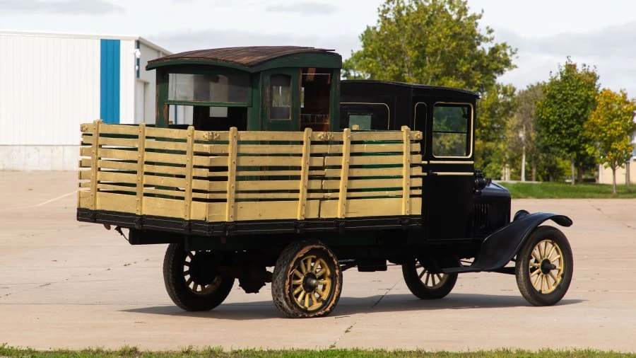 1926 Ford Model T Pickup & Model TT - Image 3 of 12