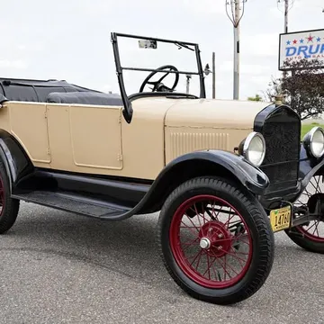 1926 Ford Model T Convertible Sedan