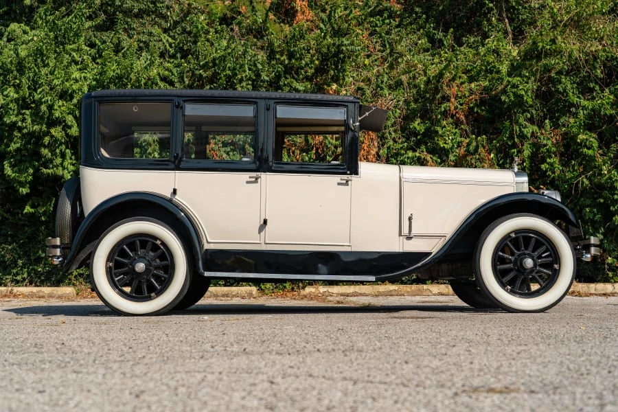 1926 Franklin - Image 2 of 21