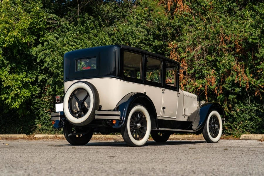 1926 Franklin - Image 3 of 21