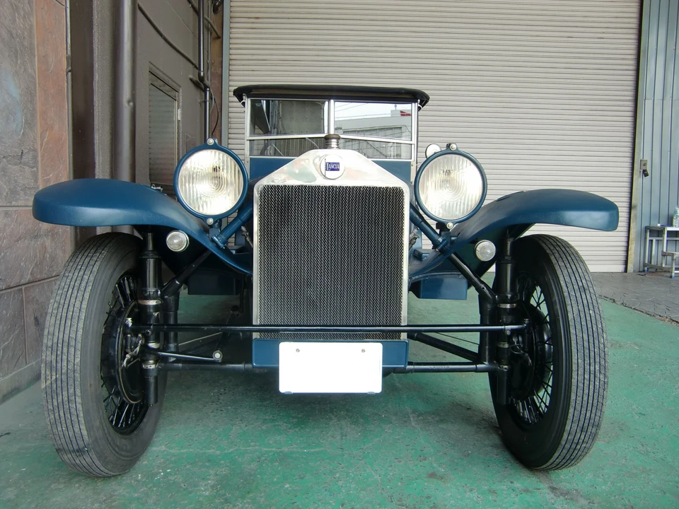 1926 Lancia - Image 12 of 31