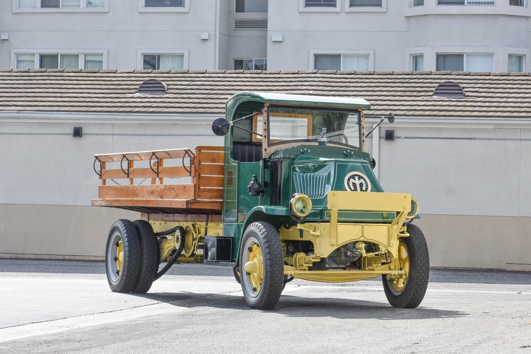 1926 Mack - Image 2 of 31