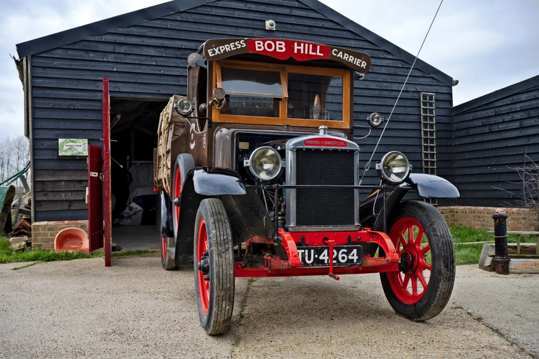 1926 Morris - Image 2 of 30
