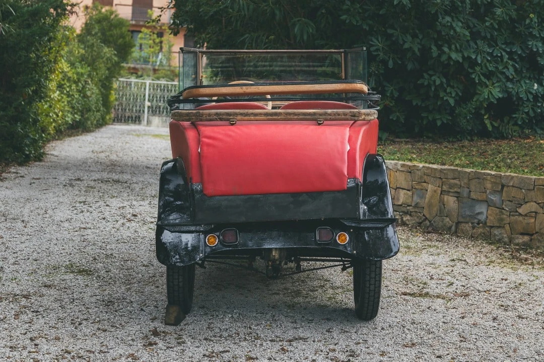 1926 Peugeot - Image 7 of 30